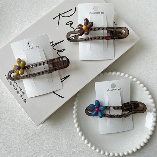 韩系简约花朵鸭嘴夹子盘发夹-纪念日百货门店同款167446629 商品图0