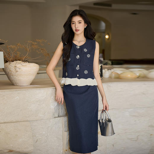 奢姿大码女装2025秋季时尚藏青钉珠荷叶边马甲套装气质优雅两件套9953994341A 商品图4