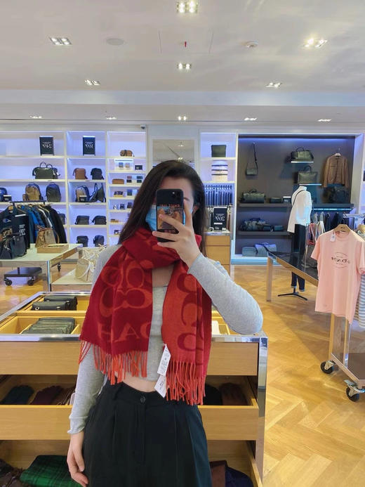 COACH 蔻驰 经典正老花花型披肩（dsx） 商品图2