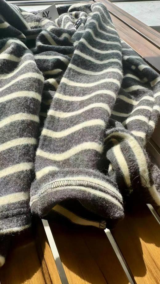 D121163超显瘦的撞色条纹兔绒加厚冬季长袖T恤 商品图13