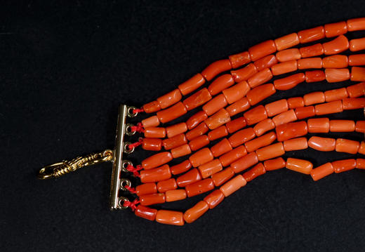 珊瑚管珠南红银鎏金卷草纹牌手链 商品图2