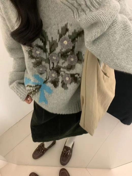 D121108韩系松弛感清新文艺穿搭手工花粗线针织毛衣女 商品图3