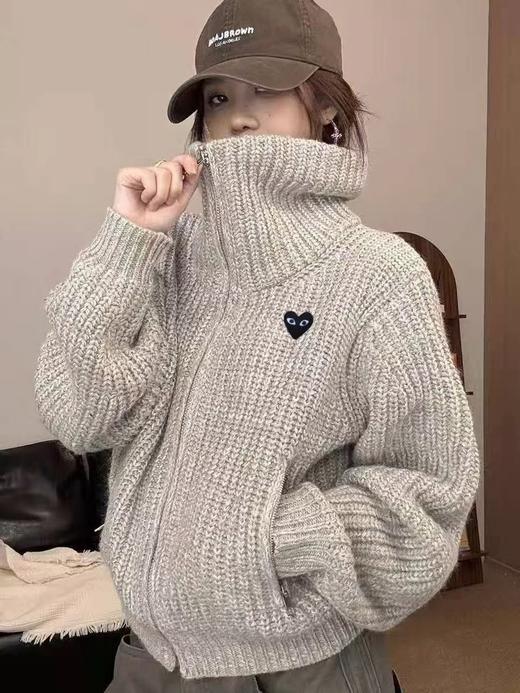 D121103新款女生宽松版型休闲感短款针织拉链外套 商品图4