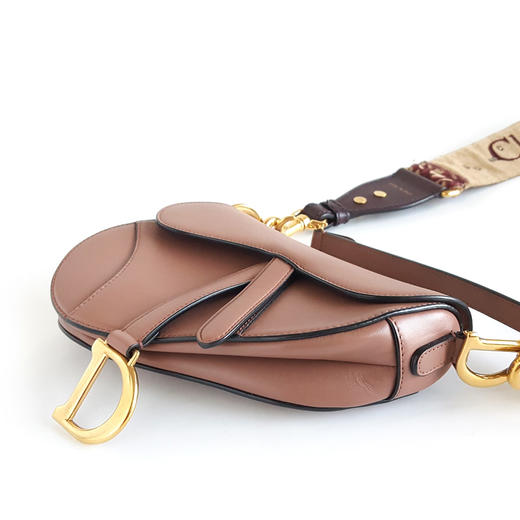 【95新】Dior迪奥Saddle小号豆沙色全皮重工宽肩带马鞍包手提单肩包女士 071225NJS08 商品图7