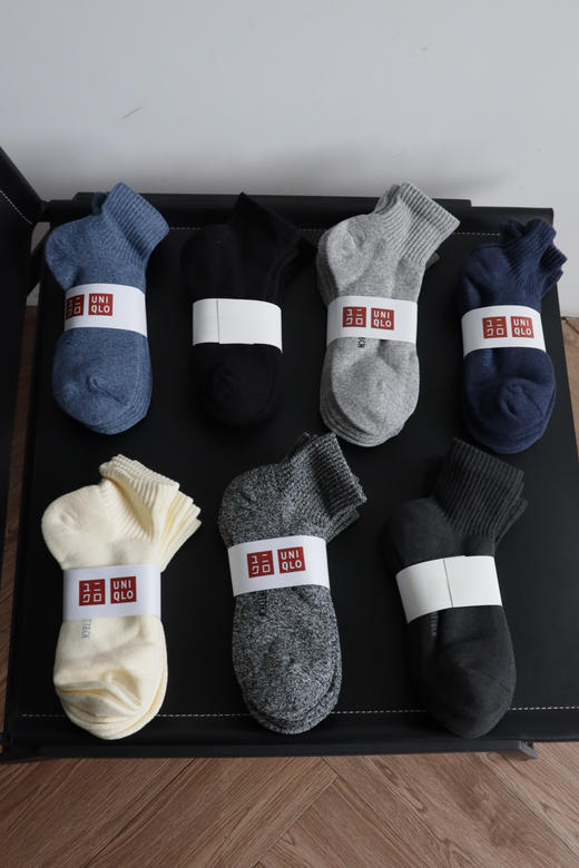 秋冬中帮毛圈袜 三双一卡 U.N.Q元单HEATTECH 40-45 PJ054 商品图1