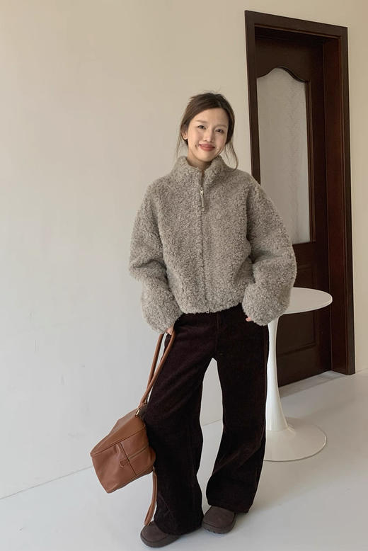 老米优品🎈3-5天！高端系列！《100%澳洲进口绵羊毛皮毛一体外套》软乎乎的，把冬日温暖穿成高级感~WT251211A 商品图2