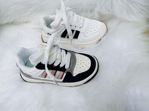 😎AFJI儿童大牌风系列！2025秋冬新款💕【AFJI秋冬新款儿童四季款魔术贴经典板鞋890】 🔹魔术贴穿脱超省心 🔹防滑底跑跳更安全 🔹内里柔软，蓄热保暖，🔆 小朋友不怕冻脚 商品图4