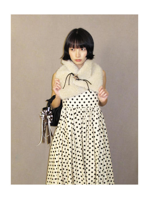 Kaiy Xiao 绒雪杏仁星星双面围脖 商品图0