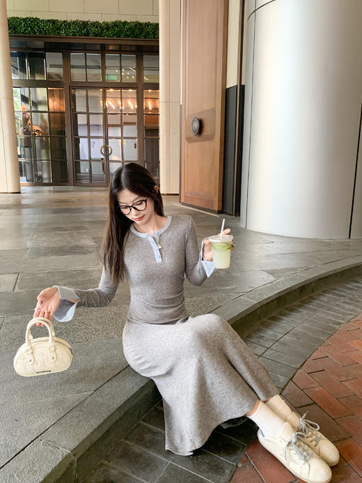 <曾小咸推荐>现货秒杀！微信超特价！撞色针织长袖连衣裙 日常199.99 立减100 秒杀99.99！！ 商品图5