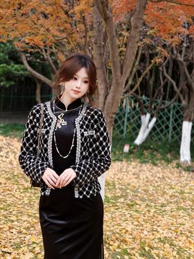 逸红颜明月优选#丝绒钉珠衫「夜流光」✨当小香风撞进阿玛尼的夜幕奢华