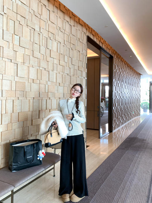 <曾小咸推荐> 现货秒杀！微信超特价! 羊羔毛加厚外套 日常489.99 立减220 秒杀269.99！！！ 商品图5