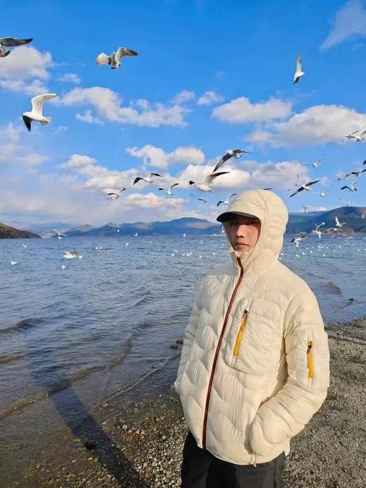 王炸系列！明星同款！【喵小仟 轻量化御寒保暖户外休闲撞色拉链连帽男女吐司棉服】 商品图0