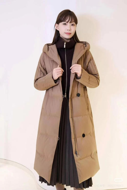 小禾连帽中长款鹅绒羽绒服 商品图7