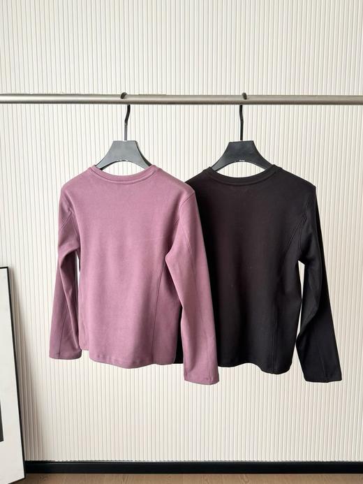 点此购买 比音勒芬秋冬季女士圆领运动长袖T恤 ss 337810 商品图1