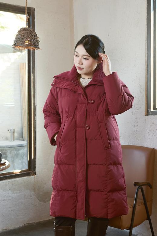 一周发货【新年氛围 🍎鸿运羽绒服】针织拼接大翻领羽绒服，气质通勤款式，经典绗缝锁绒，长度适应不同身材，提气且不压身高，翻领修饰脖颈曲线更保暖！50白鸭绒填充 商品图9