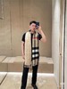 巴宝莉 双面格纹拼TB围巾（DSX） 商品缩略图10