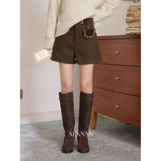 鹿向南「暖织栖忆」咖色休闲短裤女秋冬今年流行美拉德高腰A字裤 商品图4