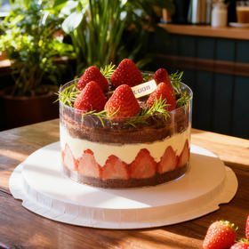 新品丨聆听莓语（甘纳许布丁草莓）