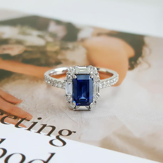 【天然正品】AU750白金豪镶钻镶天然老烧斯里兰卡皇家蓝1.02克拉蓝宝石戒指10.5号（戒圈可改）女士021225NJS10 商品图4