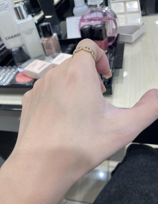 2025款香奈儿妆前乳/防晒隔离霜30ml 商品图4