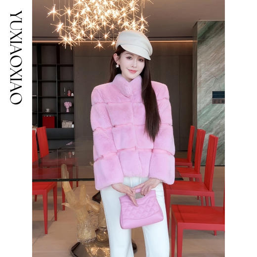 余潇潇【蜜糖奶兔】软糯舒适雷克斯獭兔毛横排工艺侧口袋立领皮草 商品图3