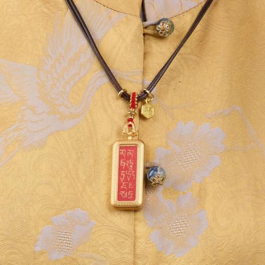 【扎基拉姆手绘小唐卡项链】敦煌小众精致手绘扎基拉姆六字真言矿物砂唐卡项链 商品图4