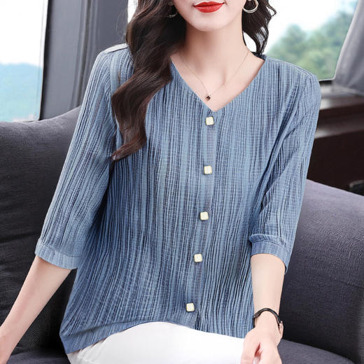 大码七分袖衬衣女夏季2025新款小衫妈妈女士衬衫V领中袖上衣秋装 商品图2