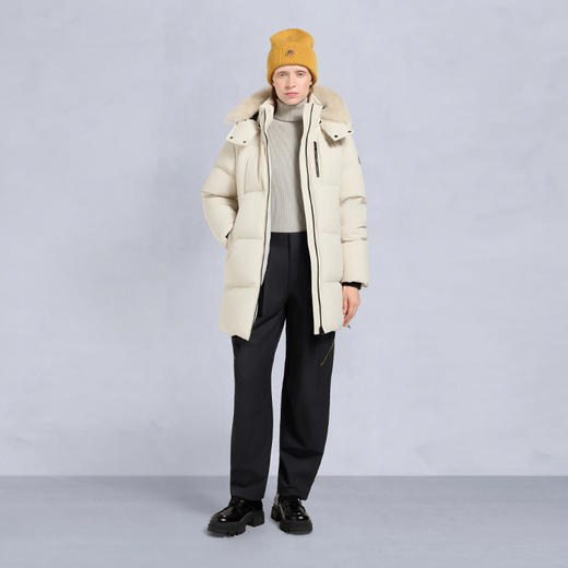 MOOSE KNUCKLES 女士金属驼鹿指节徽标绗缝可拆卸连帽羽绒服 米白色 M35LJ205S 1808 商品图5