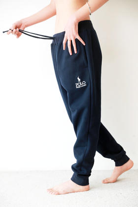 小标刺绣加绒卫裤。学院风松紧腰靛蓝收口长裤加厚慢跑裤C121260