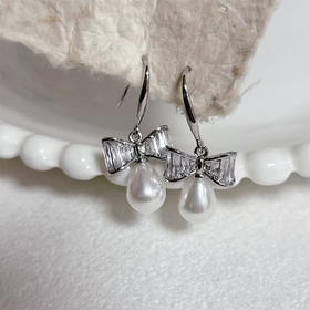 百搭蝴蝶结珍珠吊坠银针耳环-纪念日百货门店同款167443567