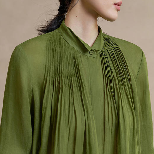 【林栖设计小店】 山谷绿意|苎麻衬衣褶皱真丝肌理感2026早春新款衬衫女1961105 商品图3