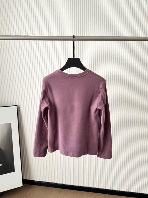 点此购买 比音勒芬秋冬季女士圆领运动长袖T恤 ss 337810 商品图4