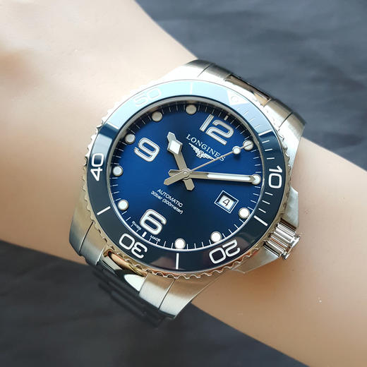 【95新】LONGINES 浪琴L3.782.4.96.6自动机械机芯日期显示43MM（男款）康卡斯系列精钢/可旋转陶质字圈 031225NJS18 商品图9