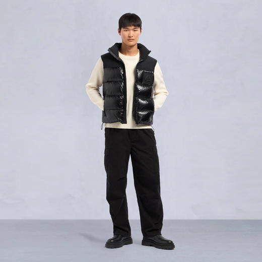 MOOSE KNUCKLES 男士金属驼鹿指节徽标绗缝羽绒马甲 黑色 M34MV482 292 商品图5