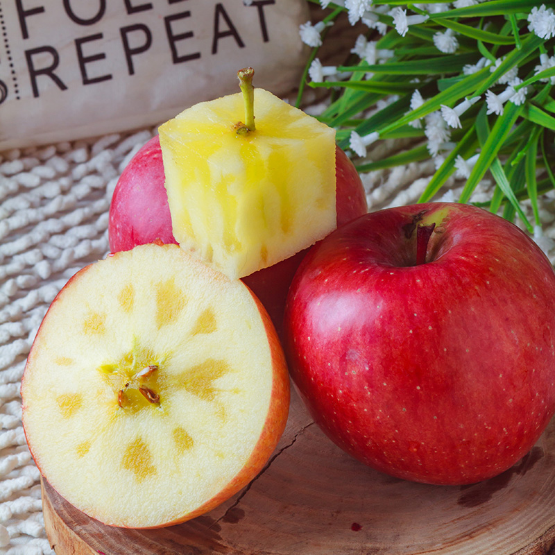 【新疆阿克苏冰糖心苹果】内心甜蜜，脆嫩甘甜，少渣细腻，一口松脆