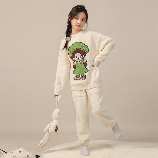 萌趣趣软绵绵家居服套装可爱秋冬女童睡衣联名法兰绒卡通新款2025 商品图2