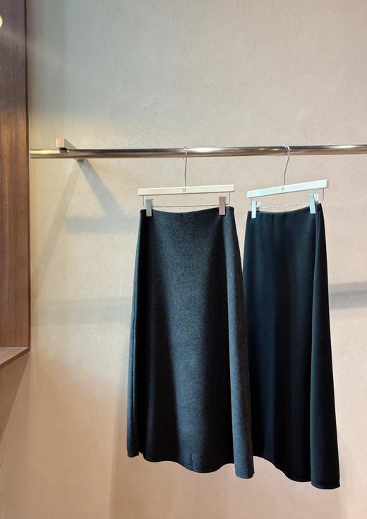 PIANAI冷小姐#  极简风羊毛A字半裙 商品图4