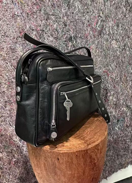 男款单肩斜挎包he001 商品图1