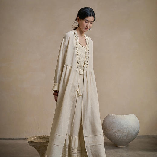 【林栖设计小店】手工钉珠|混纱麻绣花外套中式松弛感2026早春新款长衫女1961031 商品图1