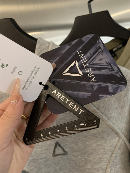 男士简约时尚一体绒圆领加绒卫衣 商品图3