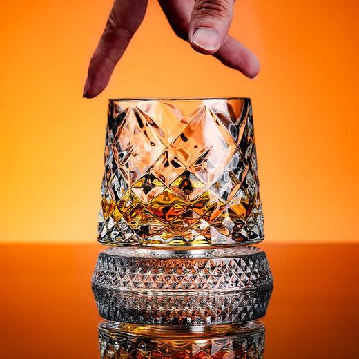 [酒具]抖音同款创意水晶旋转解压转转酒杯 商品图0