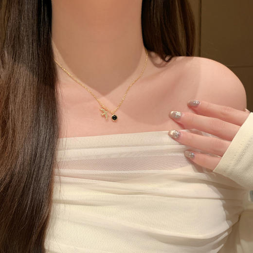 【微信专享款】ARSIS｜秘密花园系列 飞鸟四叶草双吊坠项链 商品图3