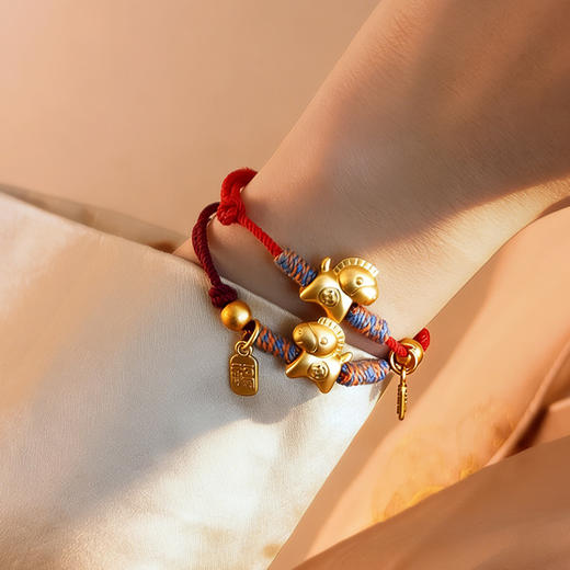BAOFANDI宝梵迪2026新款国潮风新中式「马上有钱红绳手链」马到成功福牌本命年小马手绳BF 商品图2
