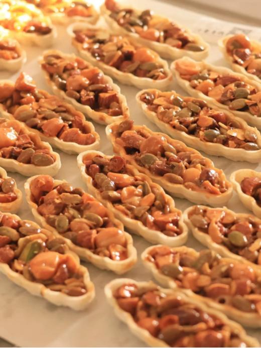 🔥全网都在抢的【坚果小船酥】❗️太火了❗️整条船的坚果❗️29.9💰到手足足3大袋❗️造型独特❗️一口下去满满坚果香❗️巨酥❗️香❗️脆❗️ 商品图2