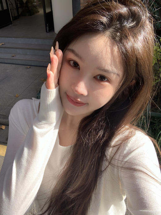 Read Nameless /环球影城穿的白色桑蚕丝羊毛2件套 2025/12/15 商品图13