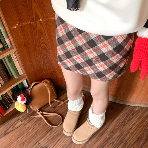 <曾小咸推荐>现货秒杀 ！微信超特价！ 刺绣加绒无帽卫衣 日常189.99 立减90 秒杀99.99！！深浅咖格半裙 日常129.99 立减70 秒杀59.99！！ 商品图8