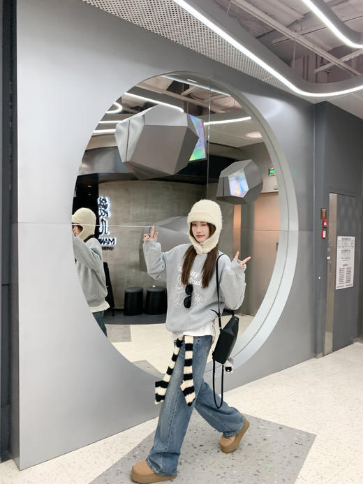 <曾小咸推荐>现货秒杀 ！微信超特价！印花圆领加绒卫衣 日常179.99 立减80 秒杀99.99！！ 商品图9