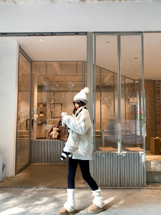 <曾小咸推荐>现货秒杀 ！微信超特价！韩系印花打底衫t恤（内里磨毛） 日常149.99 立减70 秒杀79.99！！ 商品图9