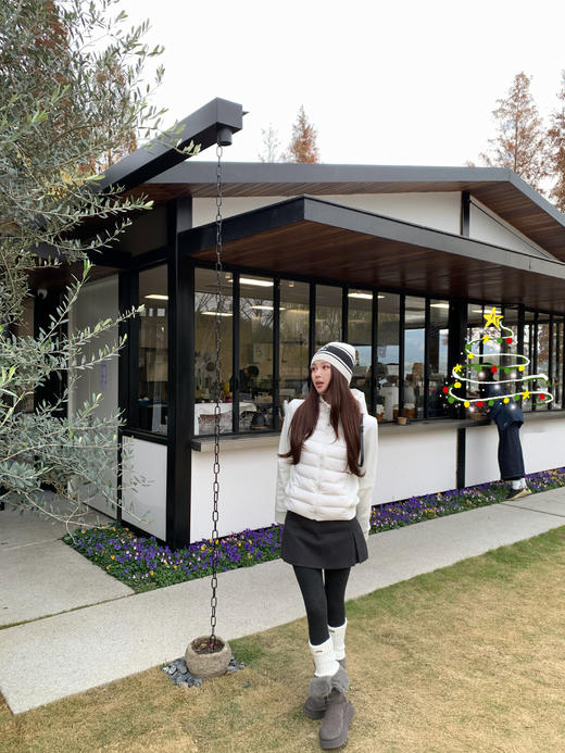 Read Nameless /Lulu白色羽绒服 2025/12/15 商品图11