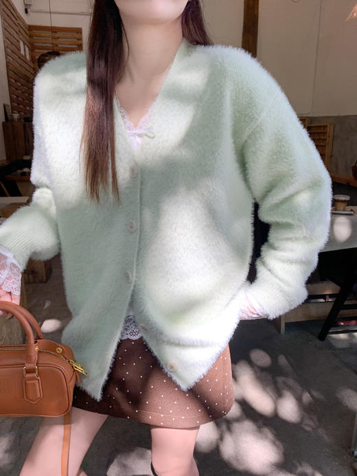 <曾小咸推荐>现货秒杀 ！微信超特价！韩系v领水貂毛毛衣外套 日常209.99 立减100 秒杀109.99！！ 商品图14
